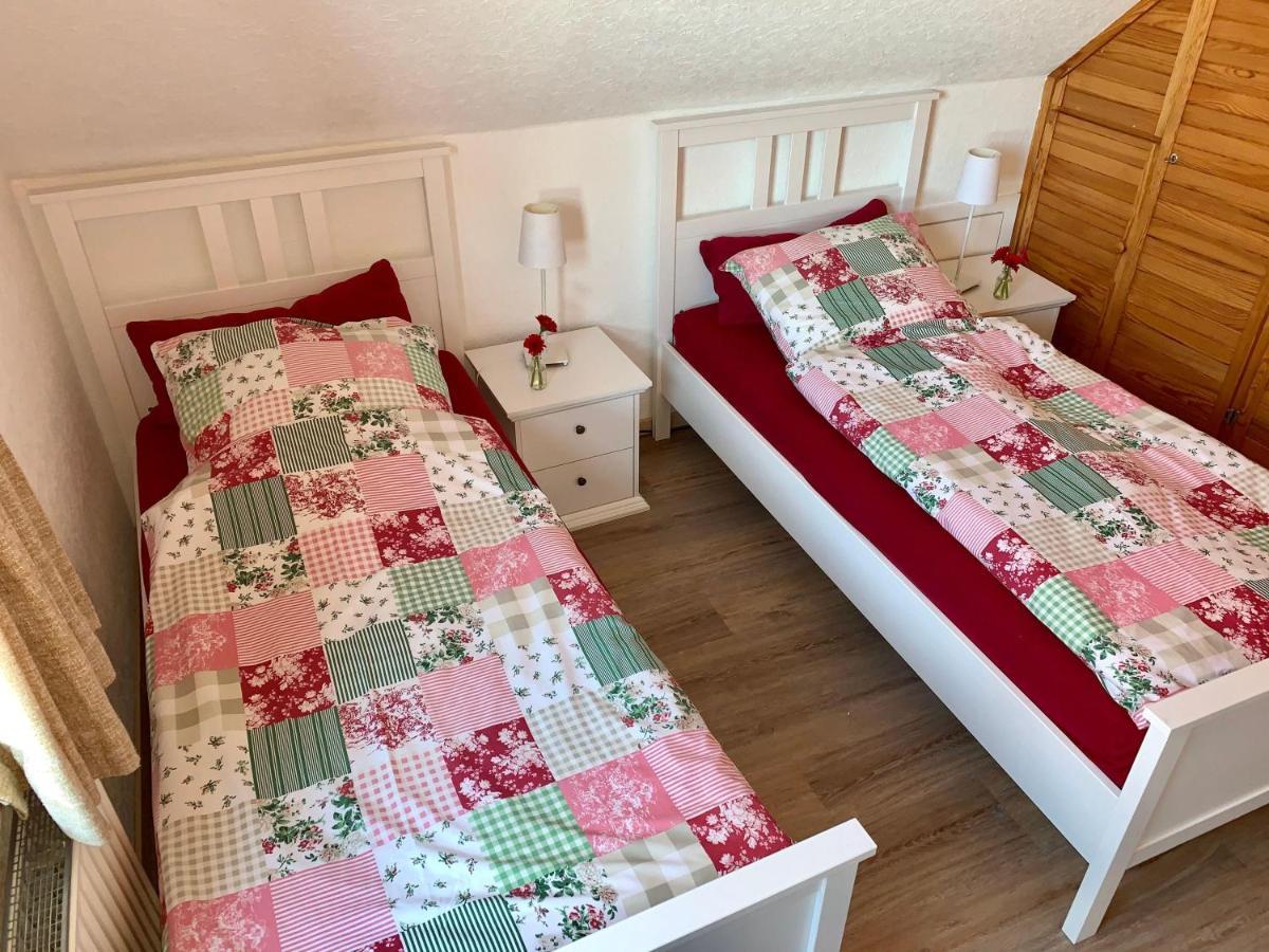 Ferienwohnung-Bei-Familie-Kuehl Fehmarn Extérieur photo